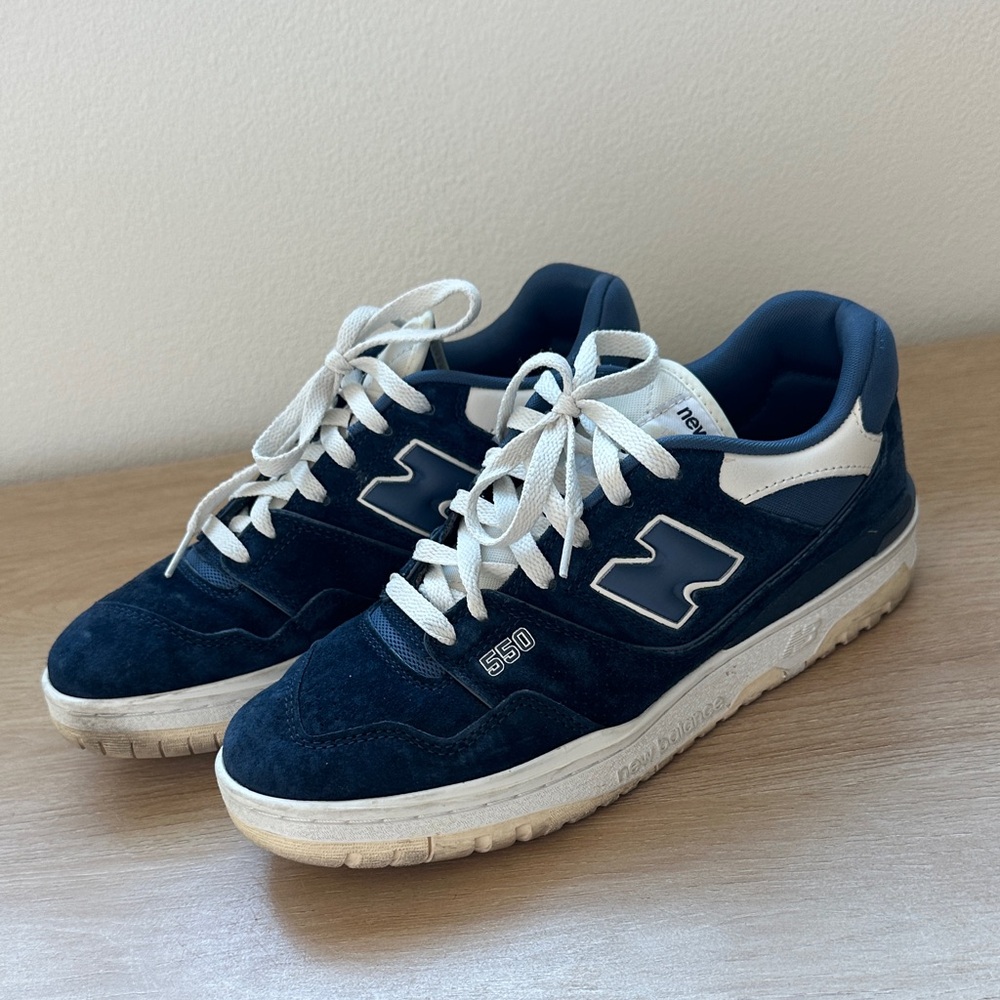 New Balance Unisex Dark Blue and White Sneakers